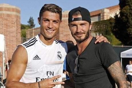 21世纪前20年最佳巨星c罗,c罗在曼联队史排名