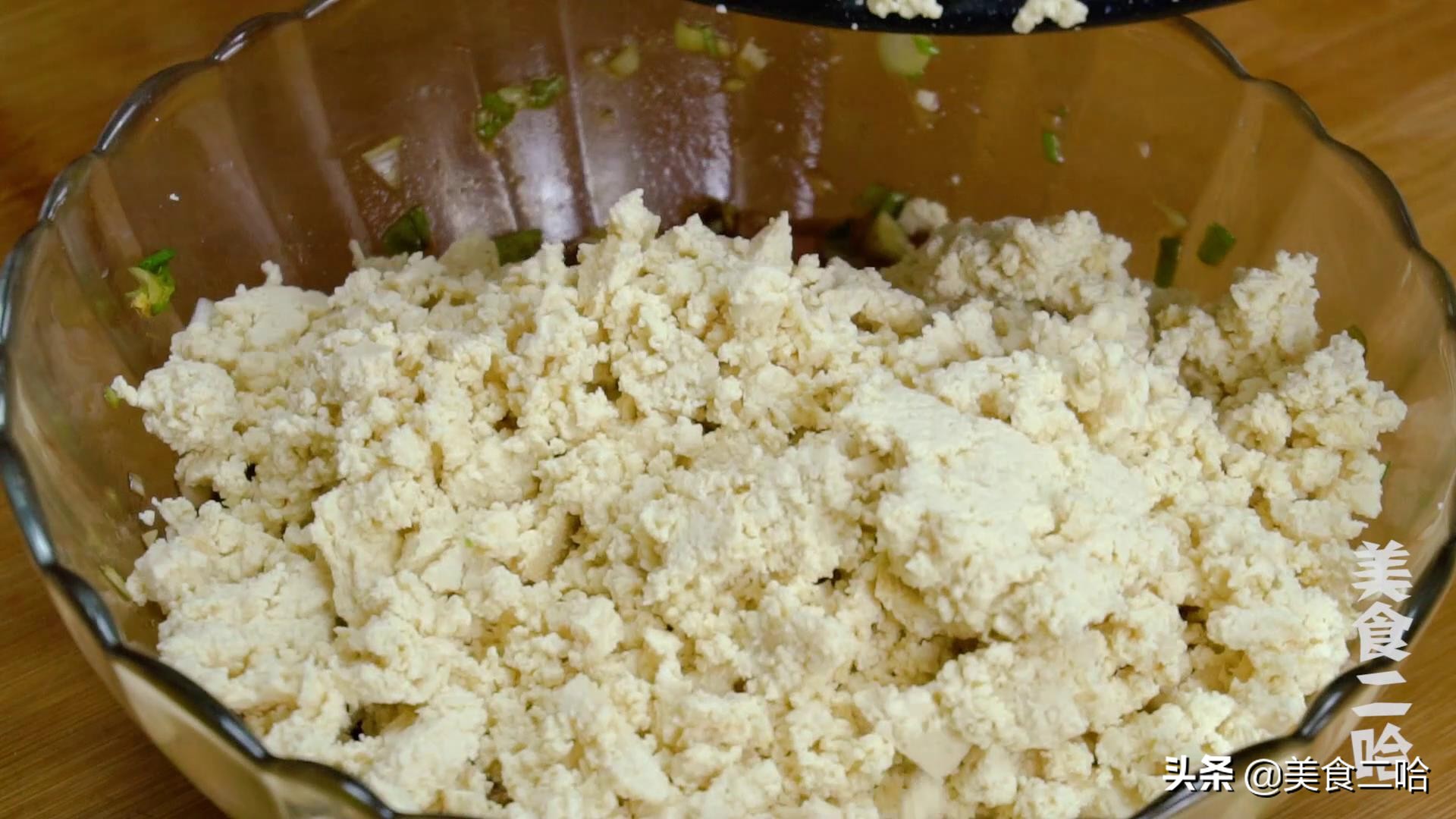 猪肉豆腐炸丸子的正宗做法步骤,过年炸丸子用什么最好吃