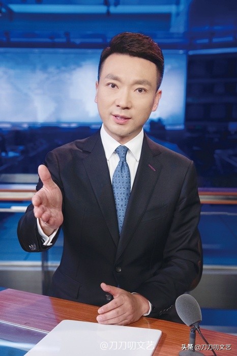 康辉简介及父母资料,康辉谈及自己唯一的遗憾