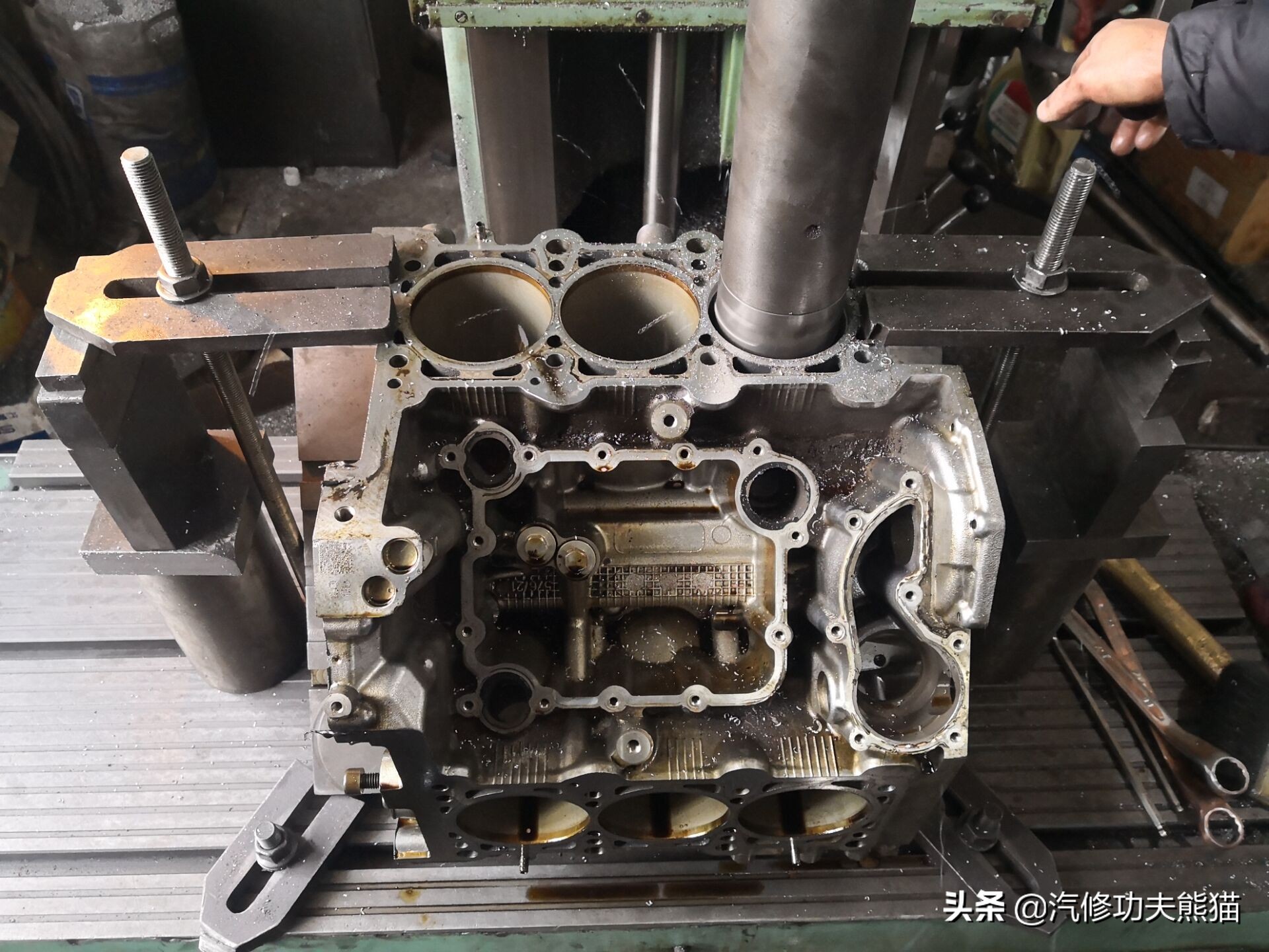 保时捷卡宴现在烧机油吗,保时捷卡宴真的烧机油吗