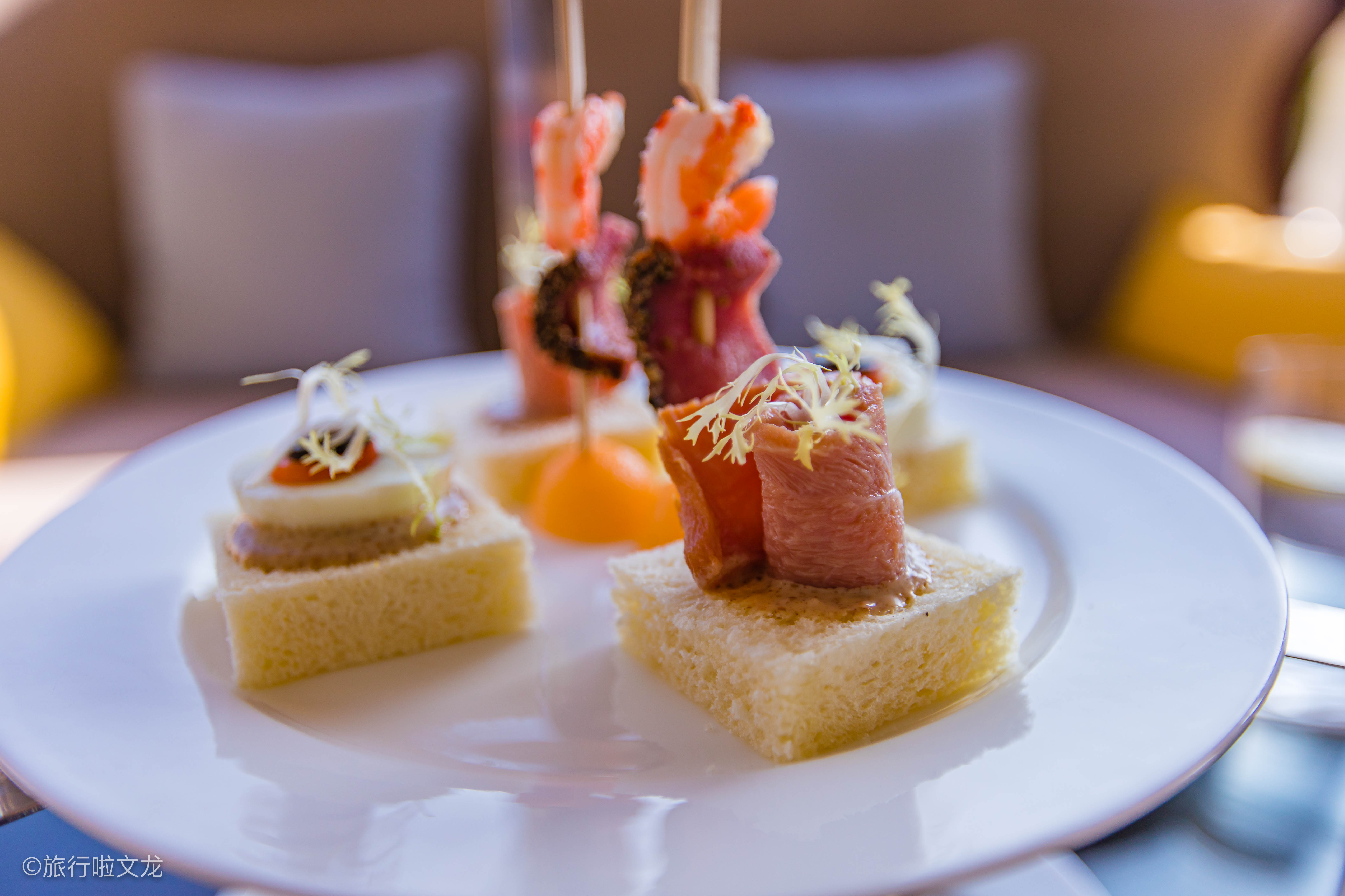 三亚离沙滩只有十米的酒店,三亚最值得推荐的三个酒店