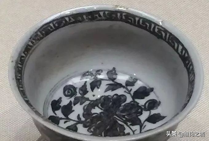 鉴别元青花瓷器15个绝招,元青花鉴定与收藏