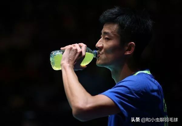 打球出汗后怎样补水才是科学的?