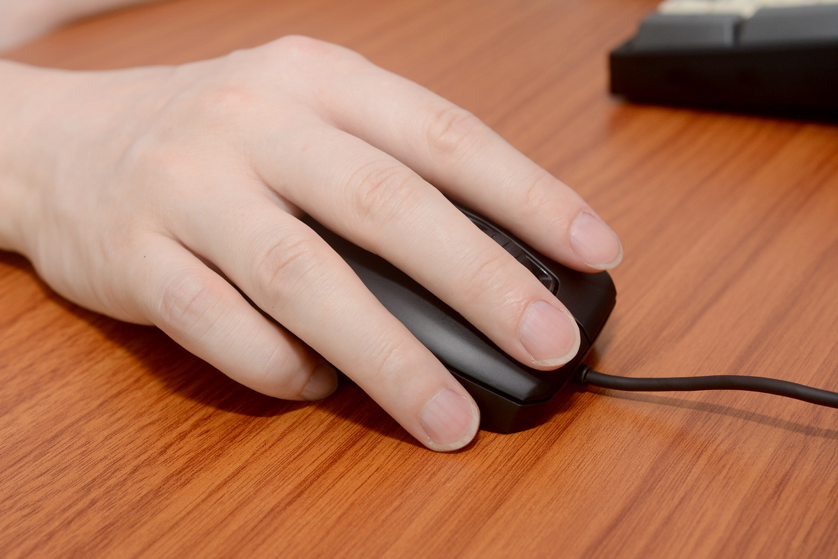 弃繁从简专注电竞，冰豹KONEPURESE详细体验