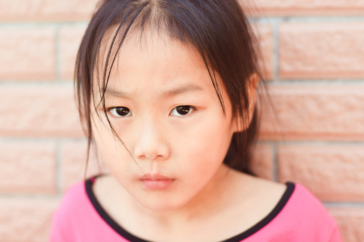 “妈妈,我身体流血了”,女儿第一次来月经,妈妈的处置堪称模范