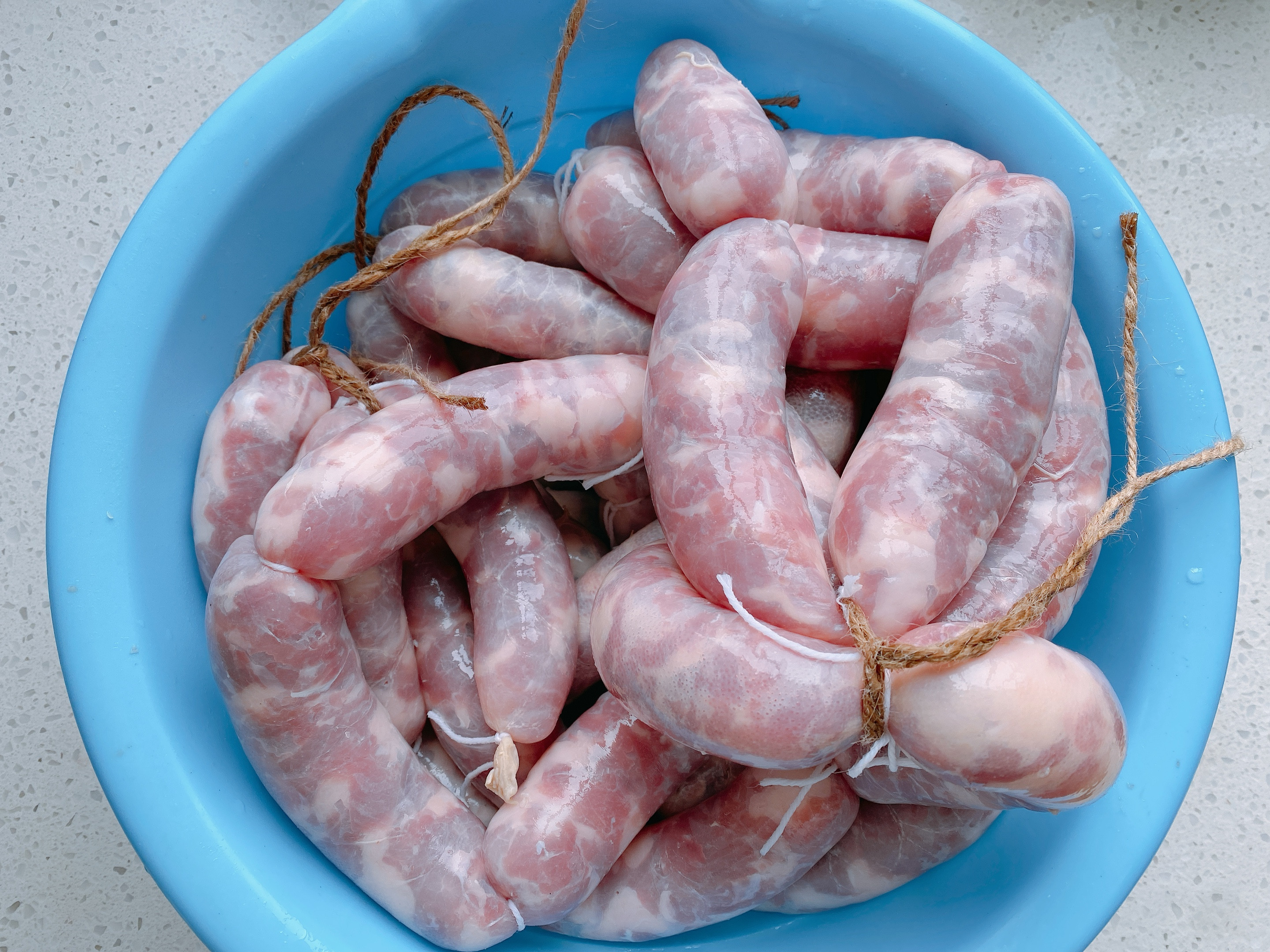 灌香肠放调料顺序,灌香肠最忌四种调料花椒