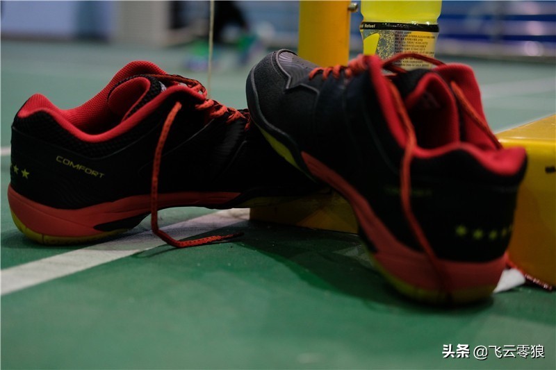 中羽高评分的羽毛球鞋,羽毛球鞋初学者推荐评测