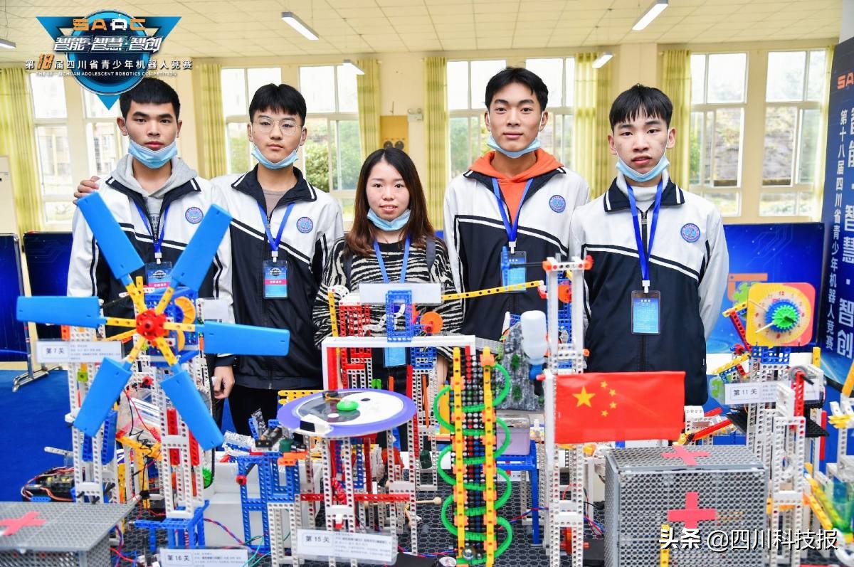 第21届四川省青少年机器人大赛,第18届机器人大赛泸县照片