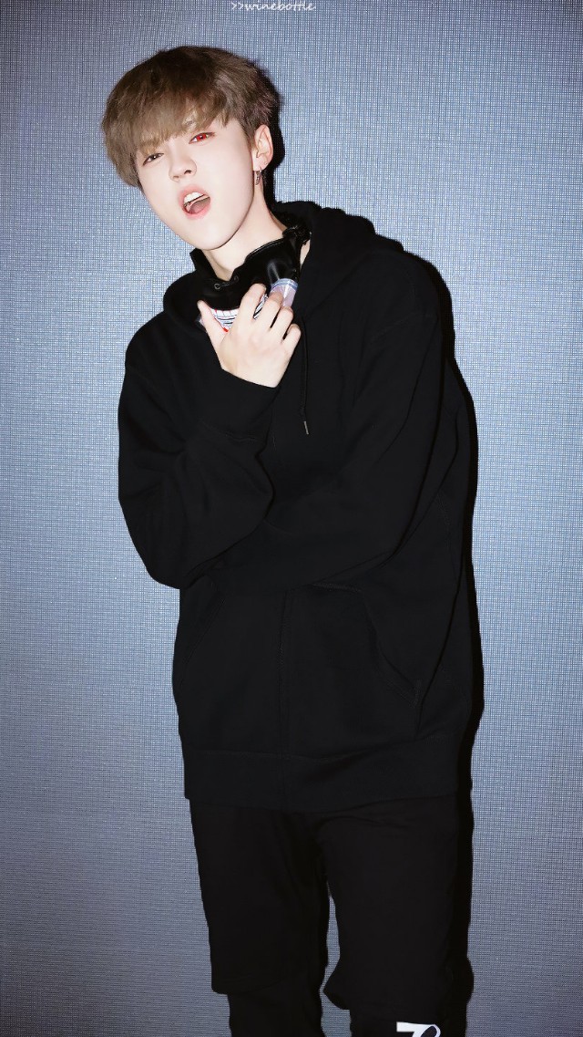 鹿晗壁纸,鹿晗和小鹿的壁纸