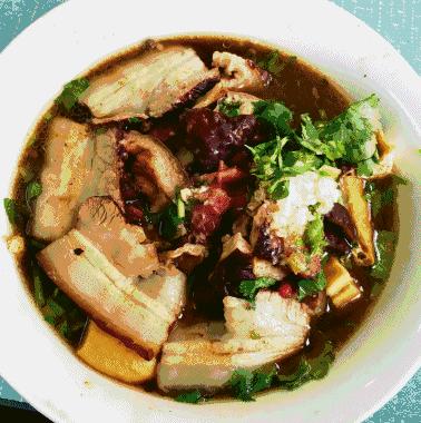 北京吃卤煮最正宗的地方,推荐地道的北京卤煮