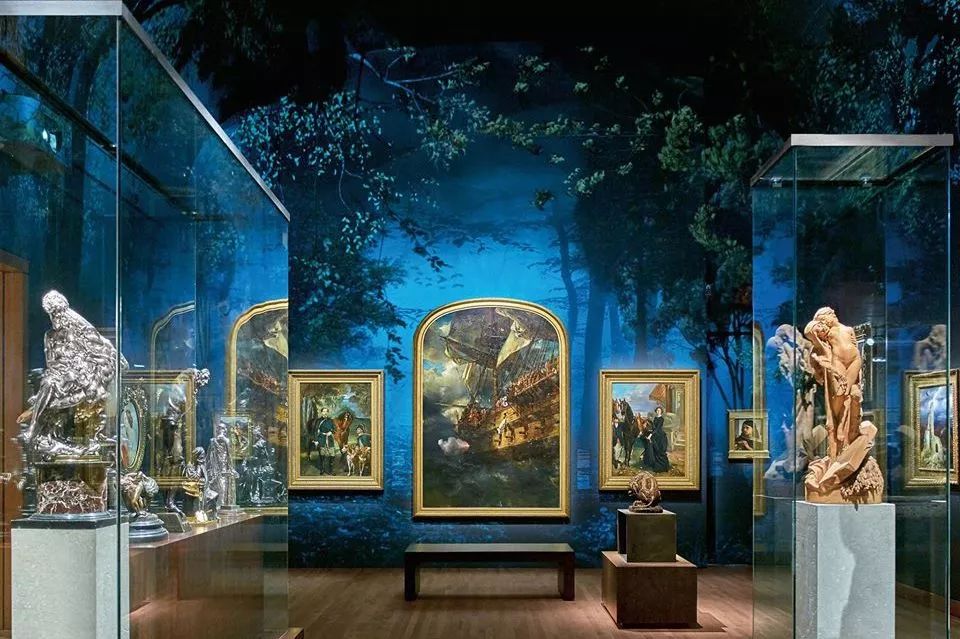 这场Dior杭州时装展，让我梦回2年前的加拿大