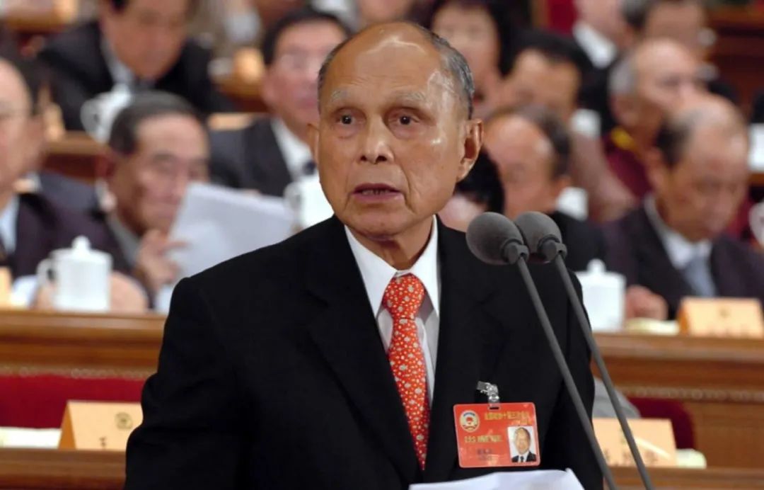 霍启刚何猷君正能量,霍启刚郑志刚何猷龙