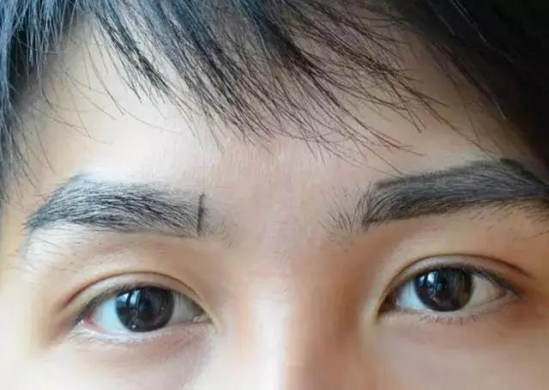 男生眉毛怎么修眉尖,男士修眉去哪里修眉毛