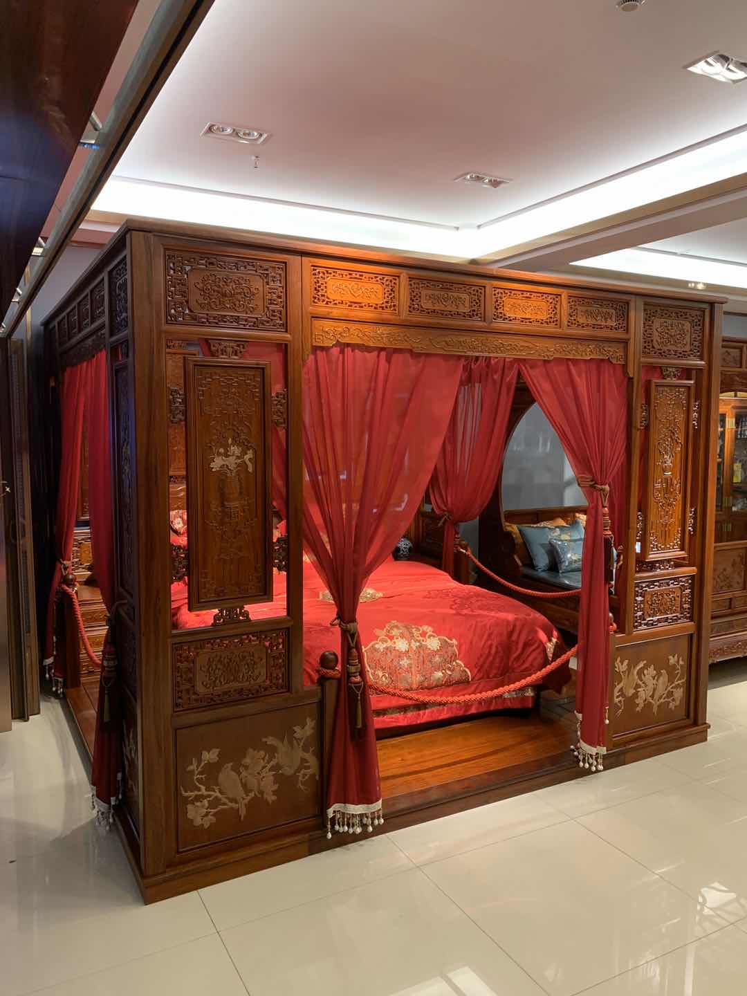 阔叶黄檀和缅甸花梨哪个稳定性好,阔叶黄檀和缅甸黄花梨哪个好