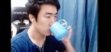 英雄联盟：那些轰动一时的名梗你知道吗？全体起立