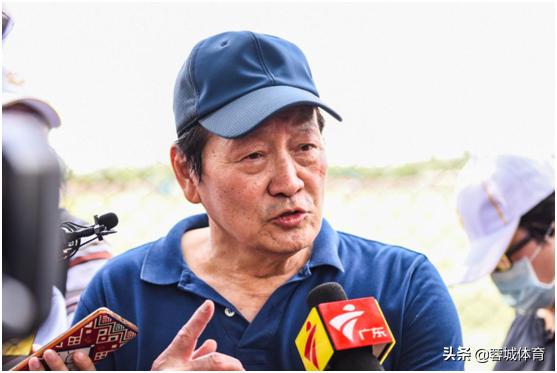 黑科技足球球场,恒大青训剑指未来足坛