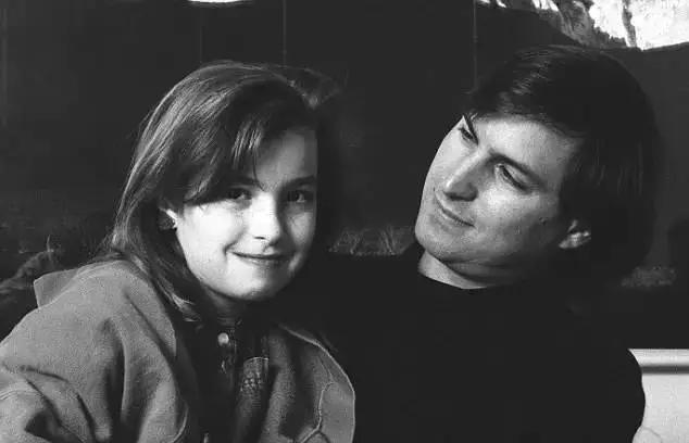 乔布斯复杂的背后是简单,乔布斯算不算一个伟大的人