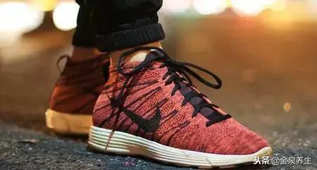 怎么除鞋臭最有效的方法,去除鞋臭味的小妙招