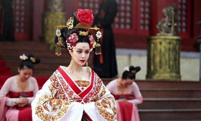 武则天为什么最后把皇位让给李家,武则天为什么不把皇位给李家了