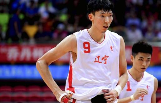 周琦事件篮协也有错，工资帽设置不合理，超级球员拿600万太少