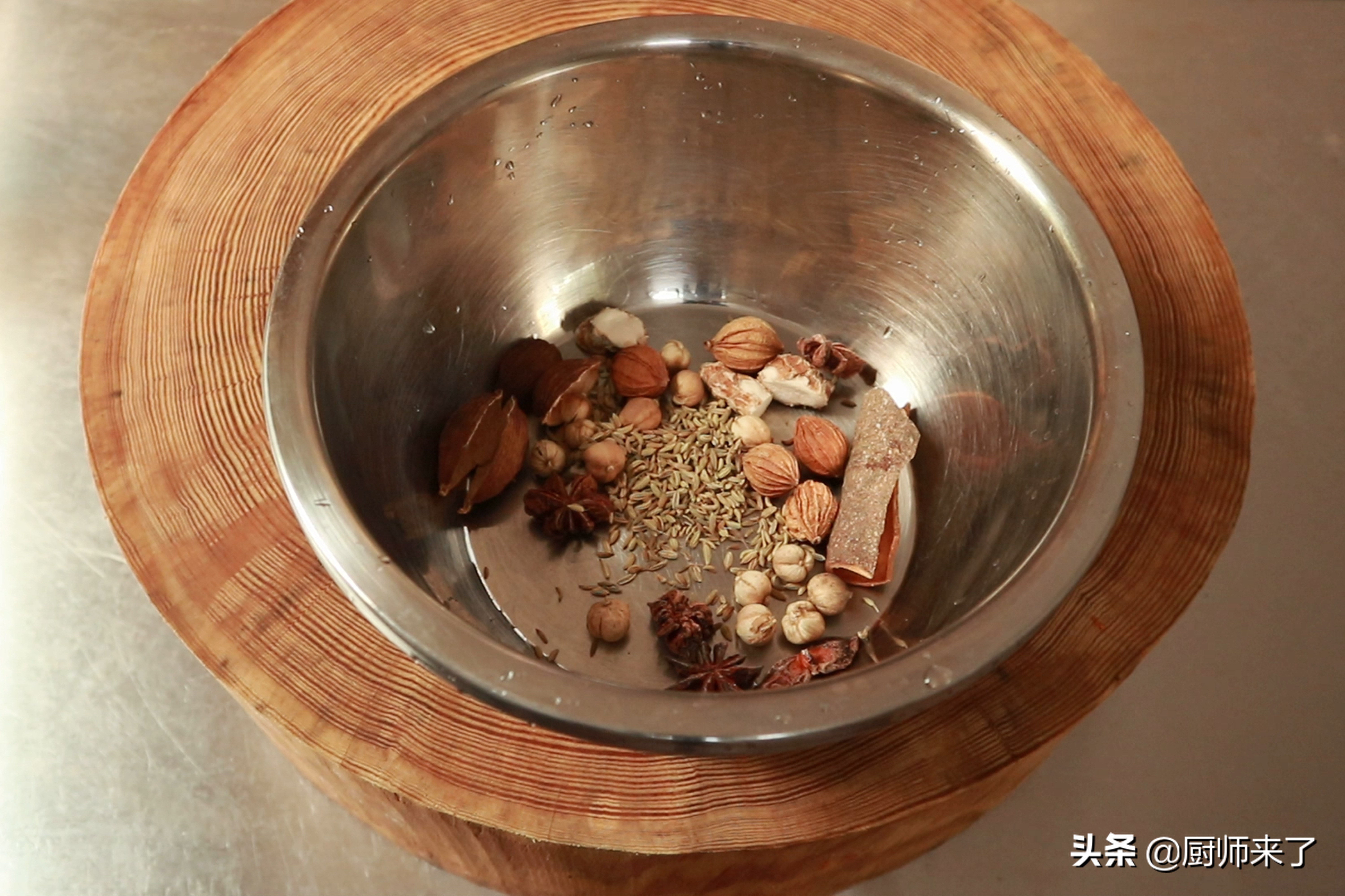 麻辣味足又不贵的火锅底料,火锅底料冷串串做法和配方