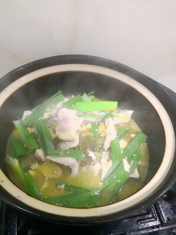 炖前怎么腌鱼好吃才能入味,炖鱼前放什么料腌