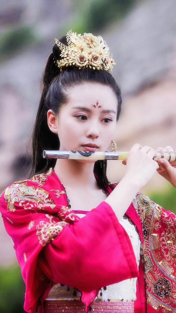 胡歌轩辕剑之天之痕访谈刘诗诗,轩辕剑之天之痕胡歌饰演多少个角色