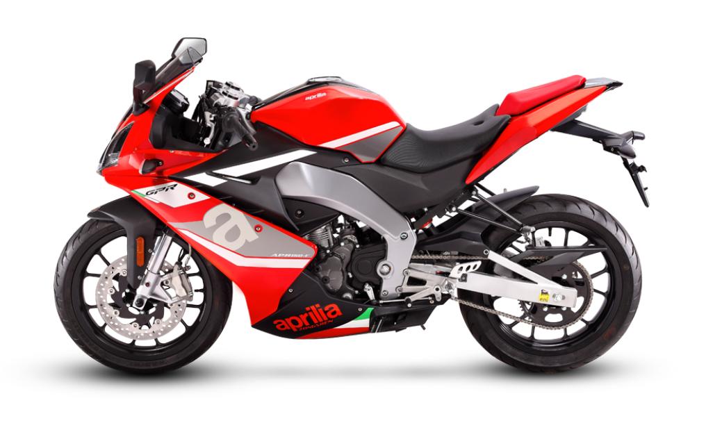 gp150阿普利亚第一视角,阿普利亚gpr150小钢炮