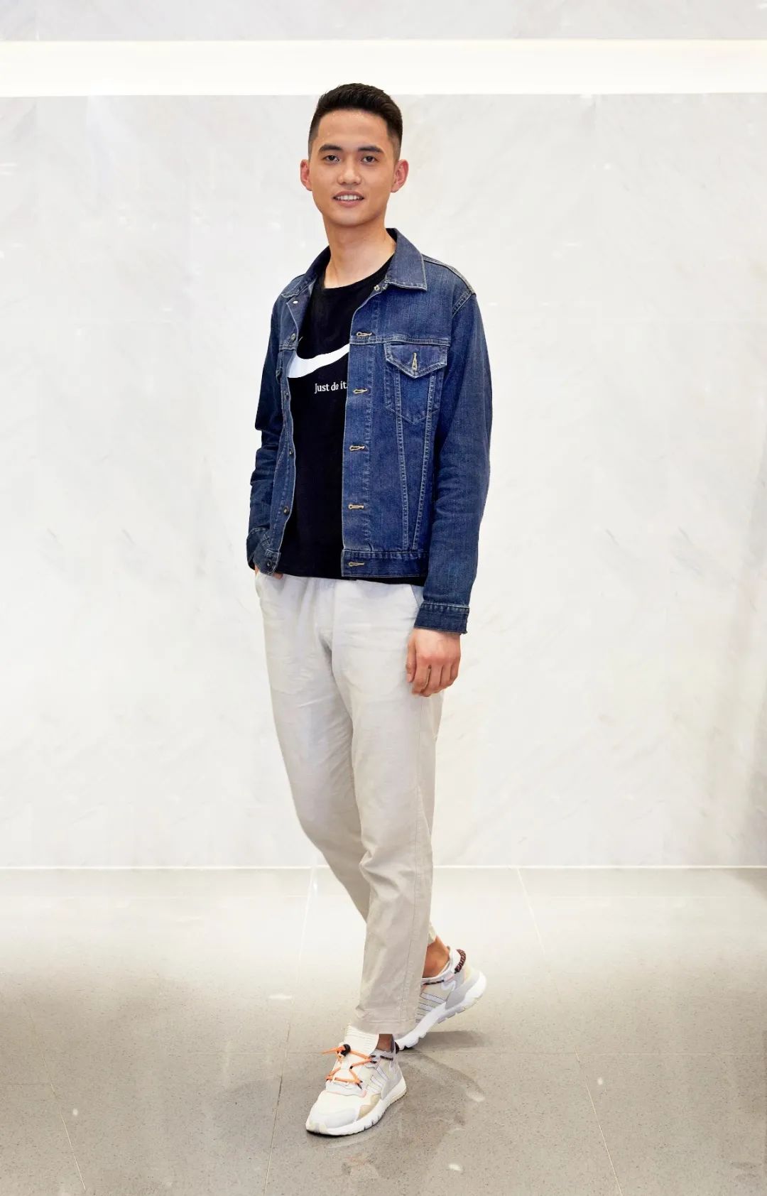 浣庤皟鐨勭敺鍚屼簨,娌夐粯瀵¤█鐨勭敺鍚屼簨