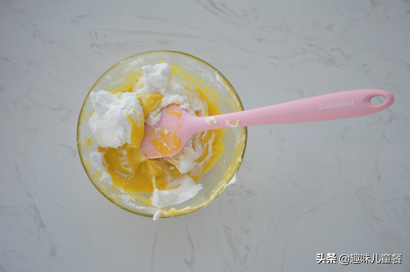 超萌兔蛋糕制作过程,怎么给兔兔做生日蛋糕