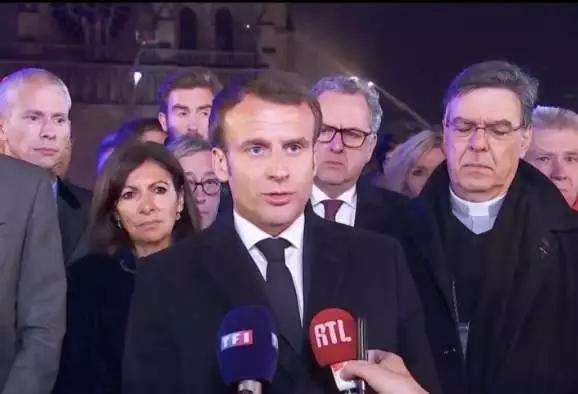 法国捐款8亿巴黎圣母院,法国巴黎圣母院捐一亿