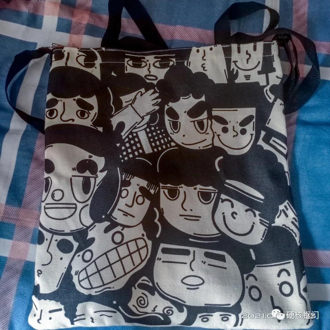 又发现了适合学生党的宝藏包包,平价又好看的宝藏包包