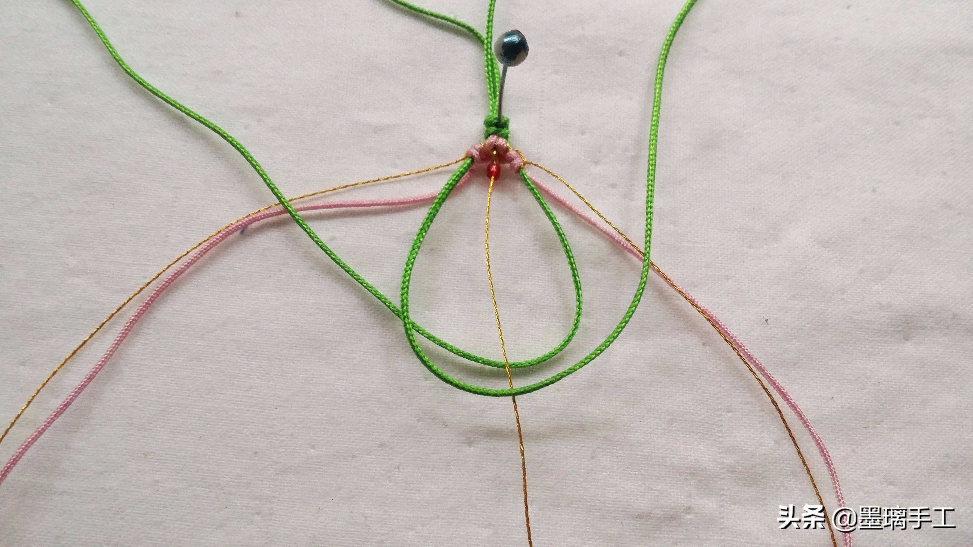 手工编织手链桃花结教程视频,简单手机绳编织教程简单又好看