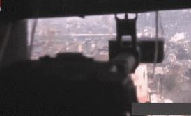 重机枪穿甲弹打穿装甲车,12.7毫米重机枪打装甲车