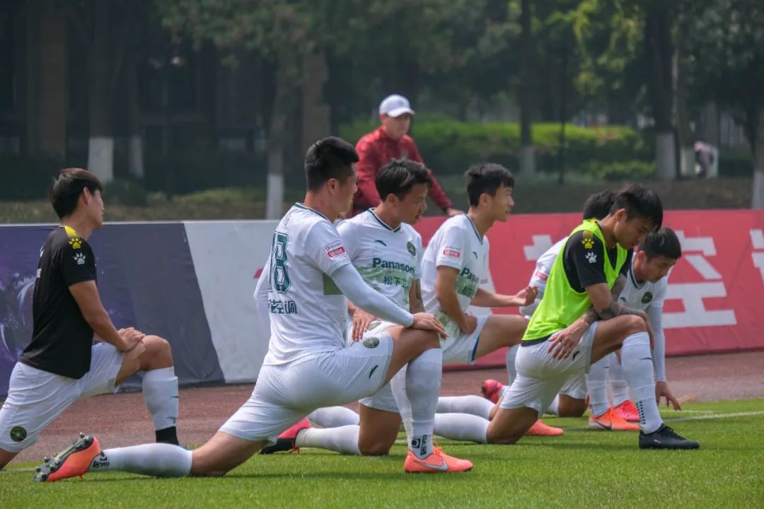 最新绿城足球消息,绿城足球回顾