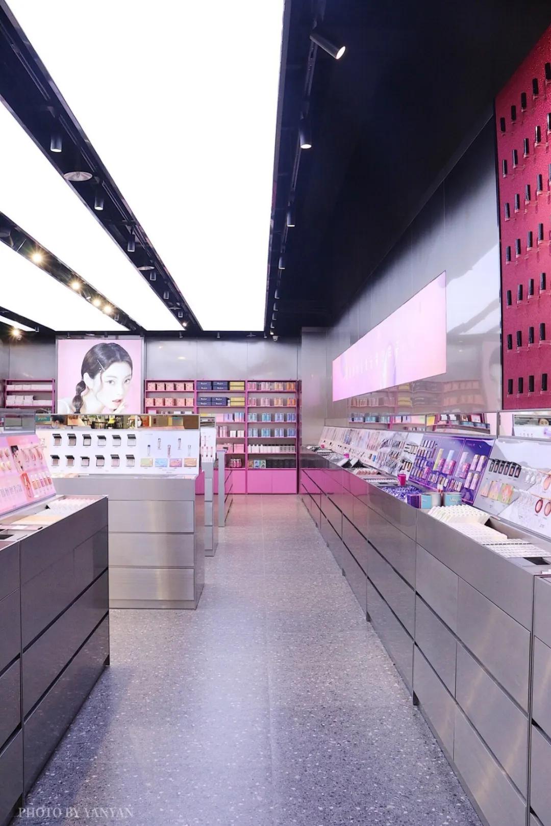 超大网红彩妆集合店wowcolour大连,超大网红彩妆集合店wowcolour北京