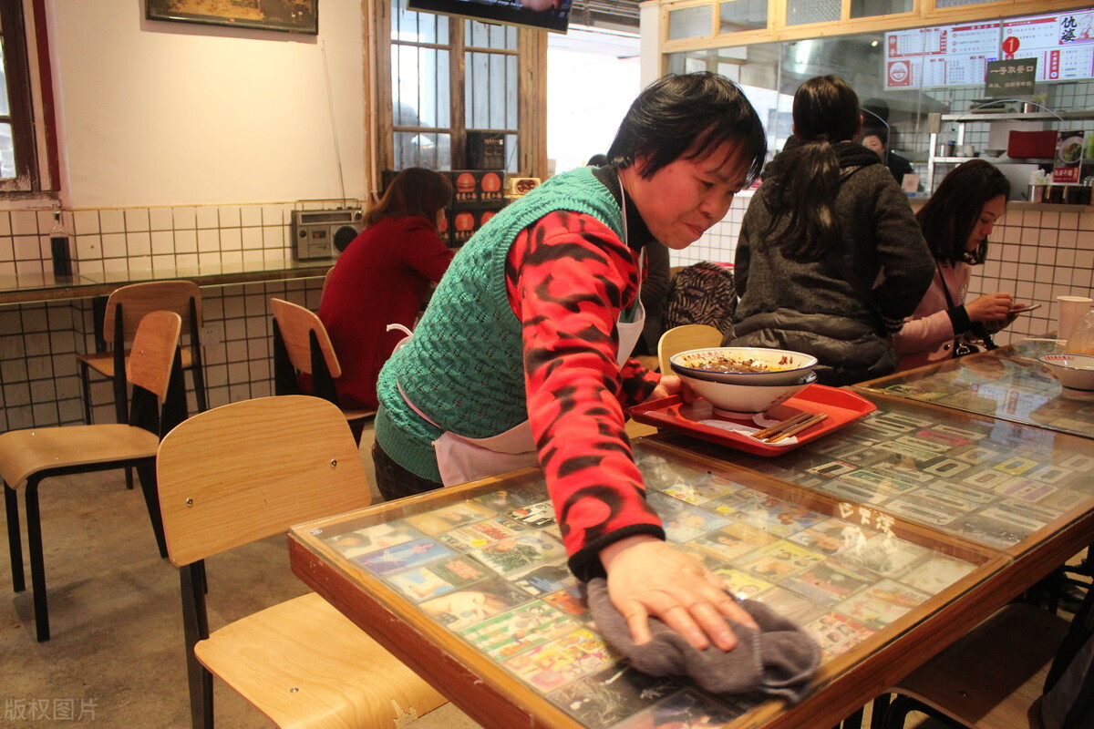 开面馆一年赚100万,开面馆一年赚了200万