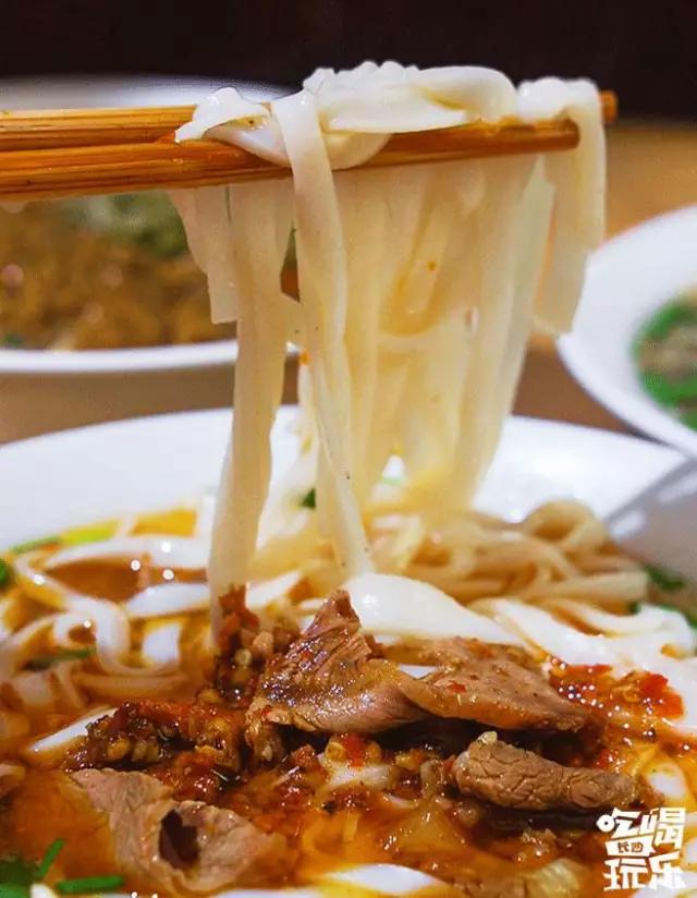 来长沙必打卡的美食一条街,长沙藏在小巷里的高质量美食