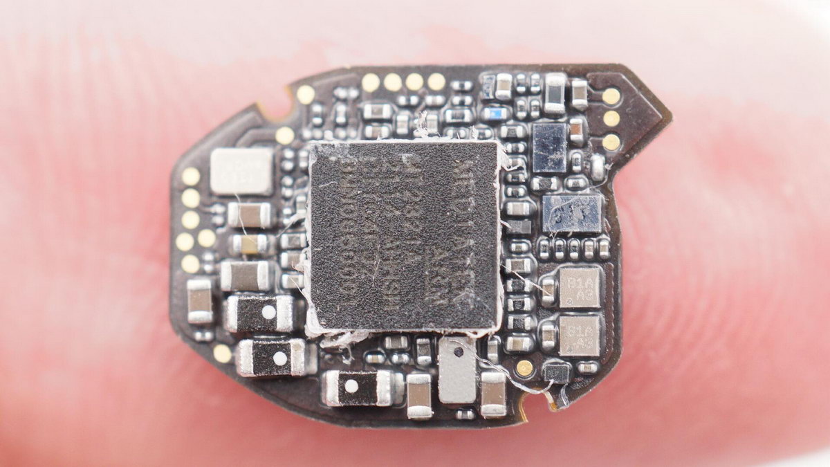 airpodspro和beatsstudiobuds到底谁好,beatsstudiobuds对比airpods第三代