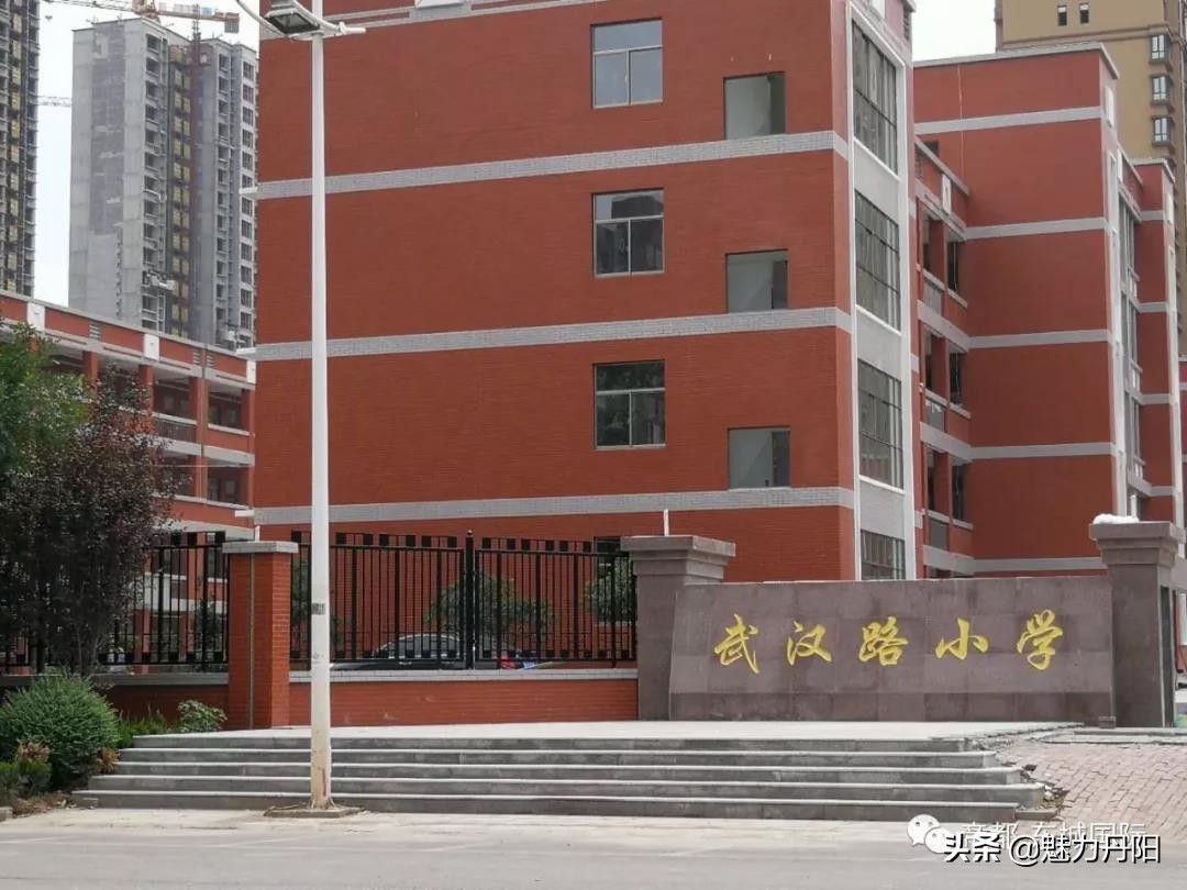 红旗飘扬春潮涌,专题片解说词——菏泽市开发区丹阳街道科学发展纪实