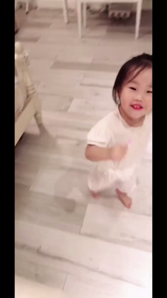 伊能静儿子给伊能静写歌,伊能静儿子唱给自己的歌