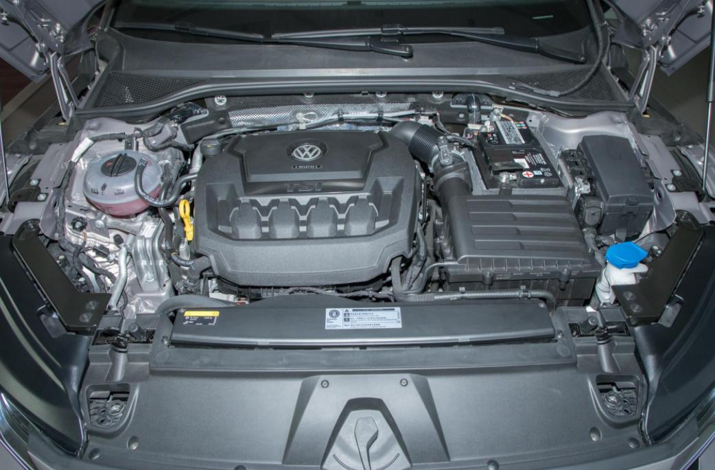 大众CC防冻液漏了修多少钱,大众cc防冻液泄漏