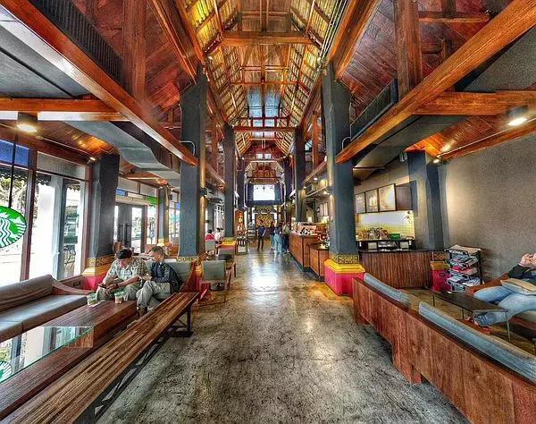 世界各国星巴克价格,星巴克价格表为啥这么贵