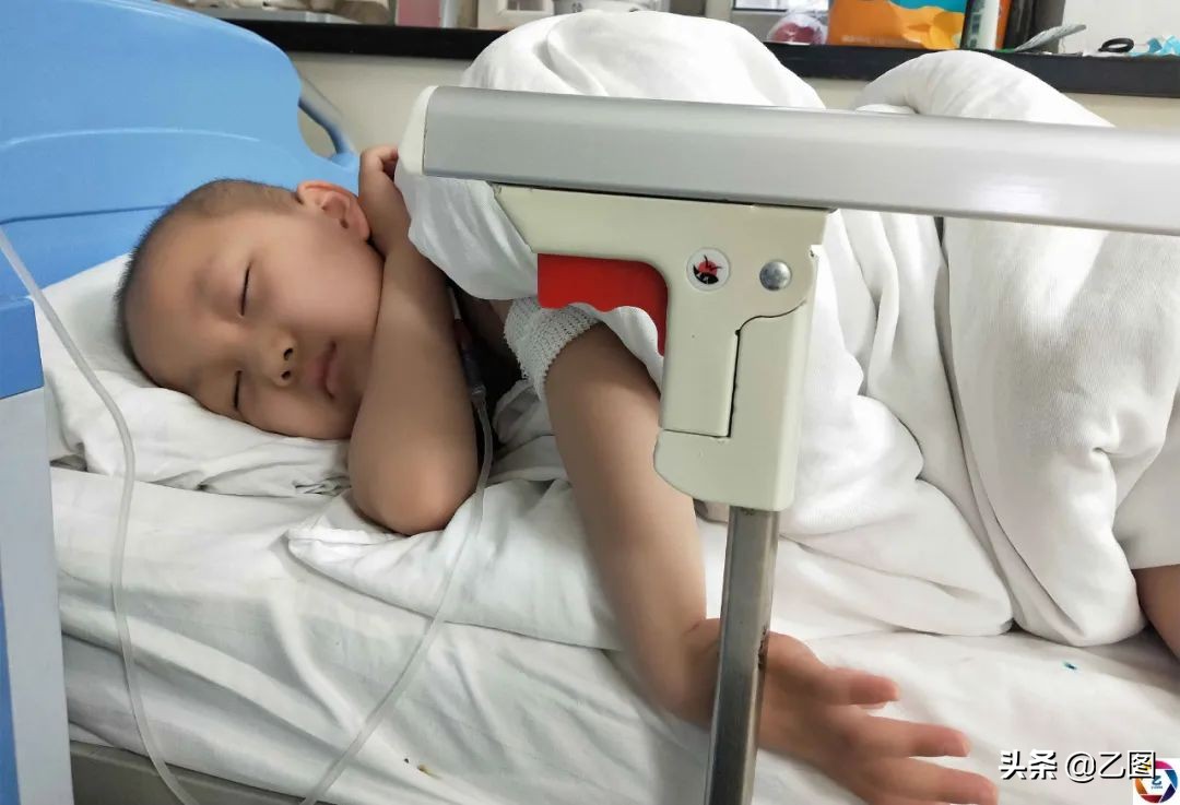 女孩练舞蹈腿疼,女生说练舞腰疼怎么回复