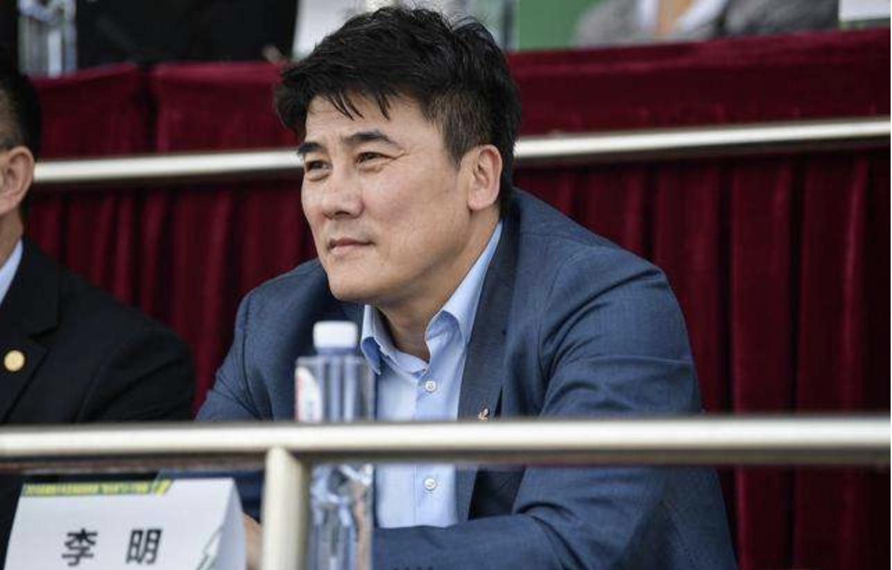 千古奇冤下场,施密特带领国安取得的成绩