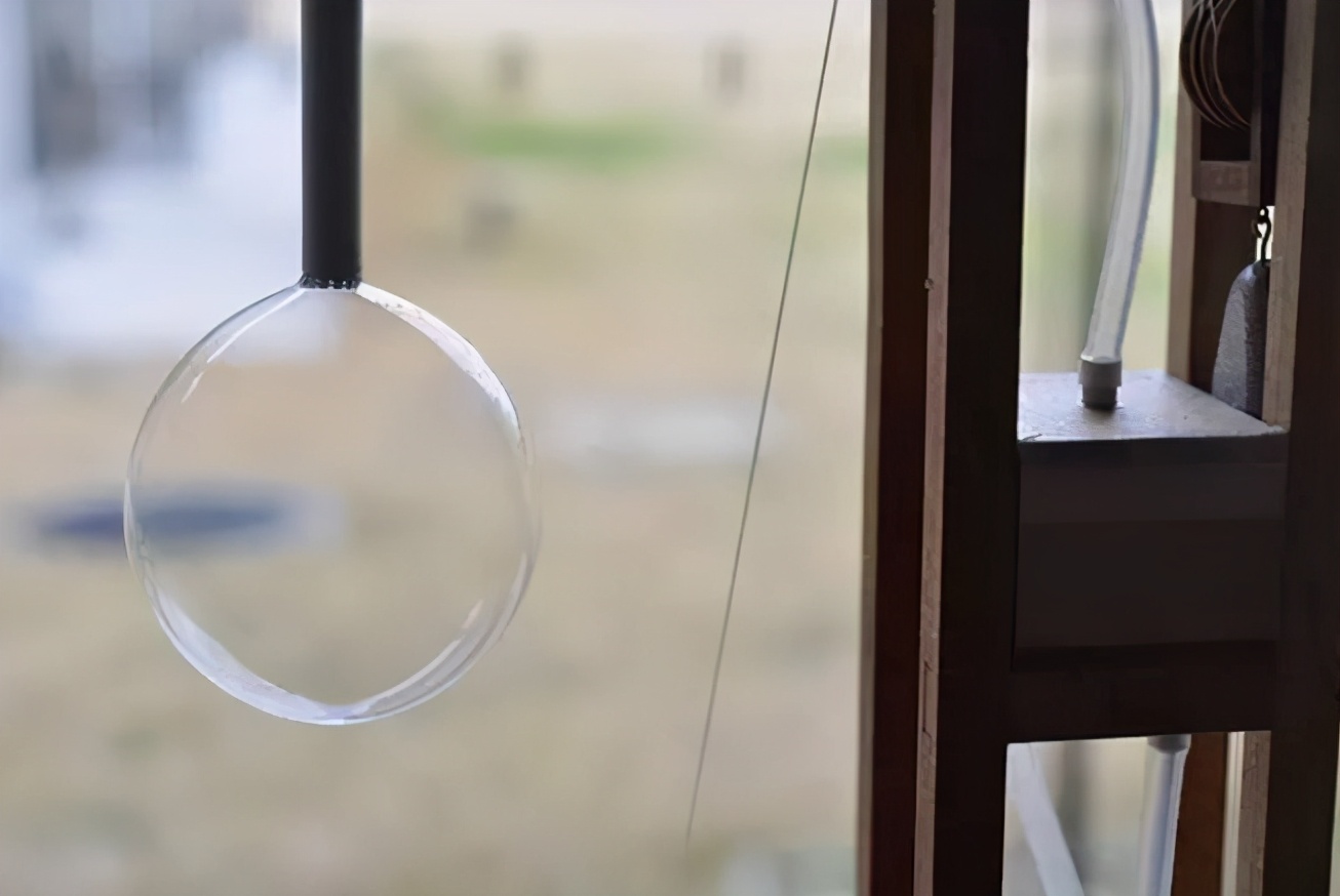 日本宅男辞职做玩具,日本大叔40岁辞职