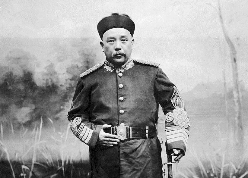 为什么袁世凯一死，中国就开始军阀混战？一切得从曾国藩开始说起