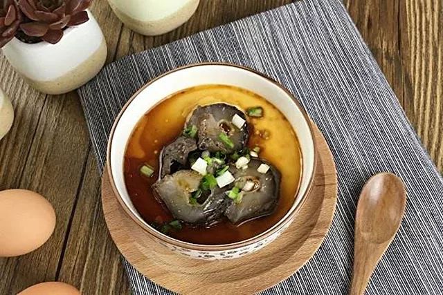 三种海参简单营养美味的做法,三款令人心仪的美味海参做法