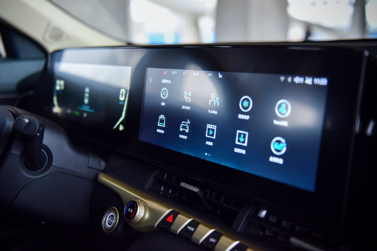 10万级奔腾t55定位为紧凑型suv,奔腾t55落地价通辽