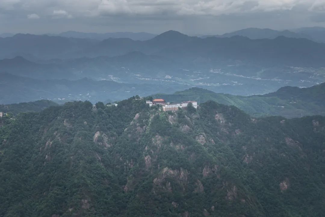 我国四大名山九华山,四大佛教名山哪个风景最美